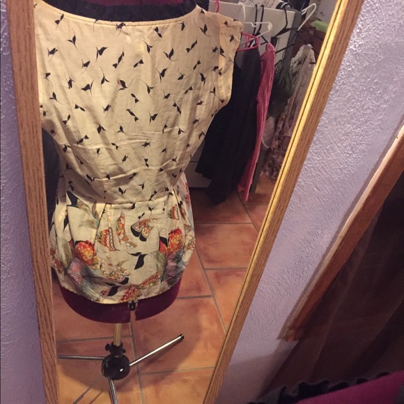 Odille tan, high quality blouse. Size 4. - Picture 4 of 6